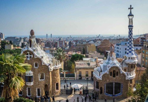 Gaudi: Master of Catalan Modernism